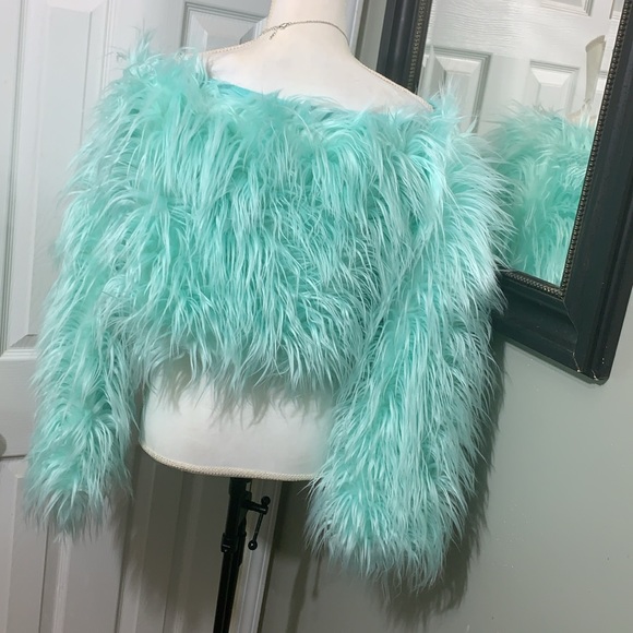 🌹NEW - VASHI Sweater in Mint color - Picture 5 of 10